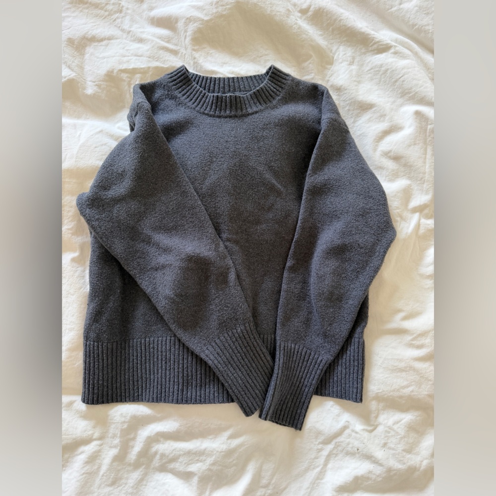 Banana Republic Charcoal Knit Pullover